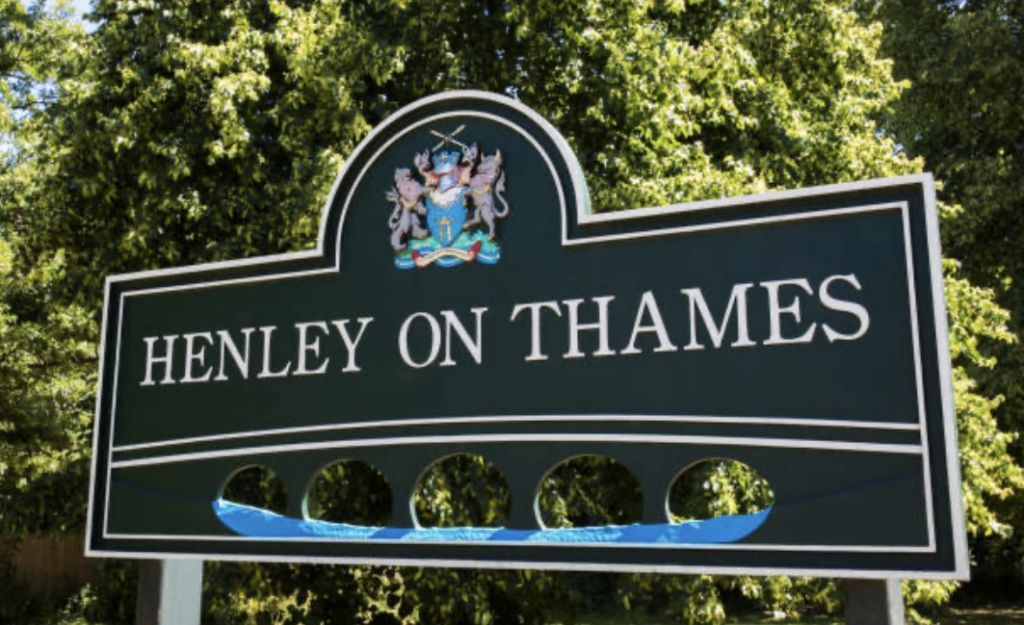 Experience the Charm of the English Countryside - Henley Taxis Available
